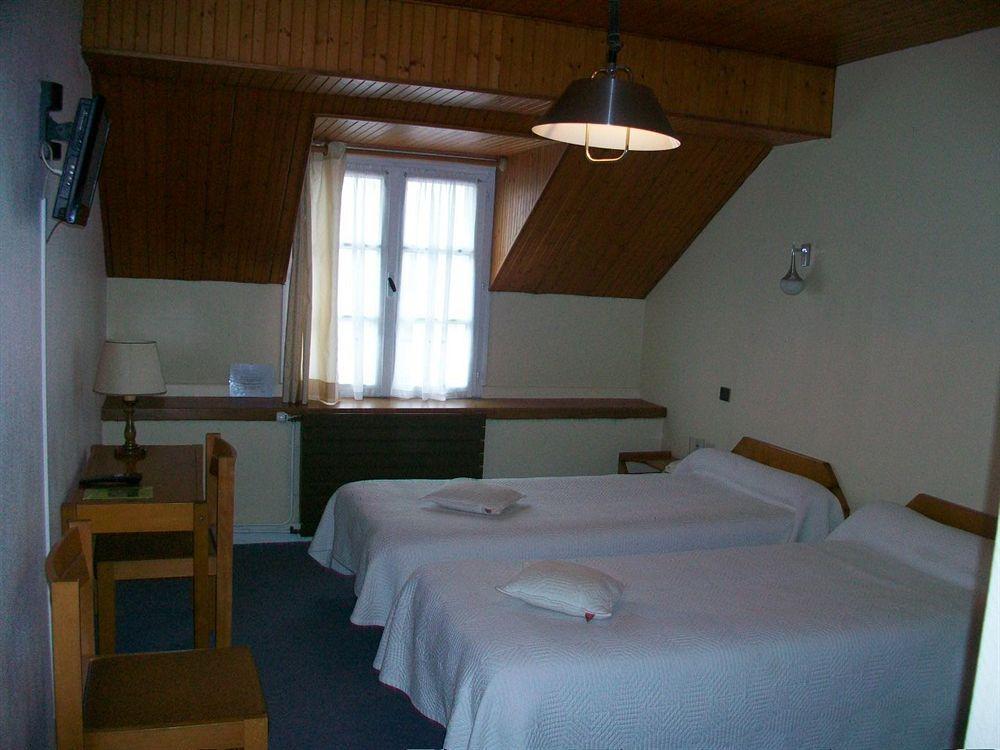 Hotel A Notre Dame Ла-Шатр Екстер'єр фото